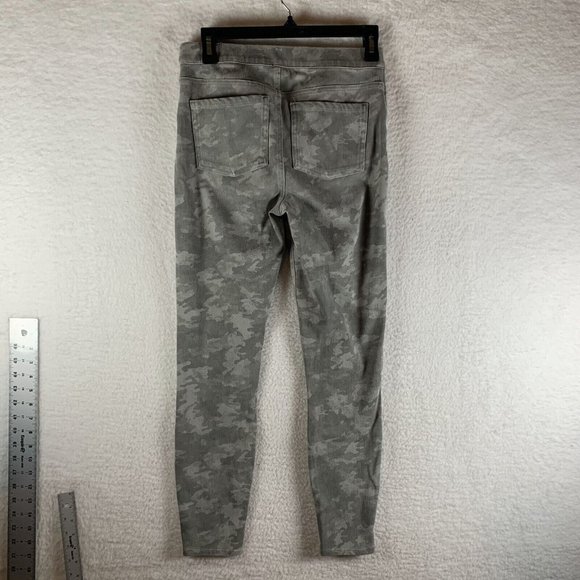 Spanx Jeans Women's Medium Stretch Camo Stonewash Elastic‎ Waist Skinny 7838 - Picture 2 of 8